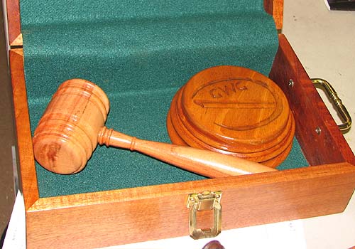 Gavel Apr08